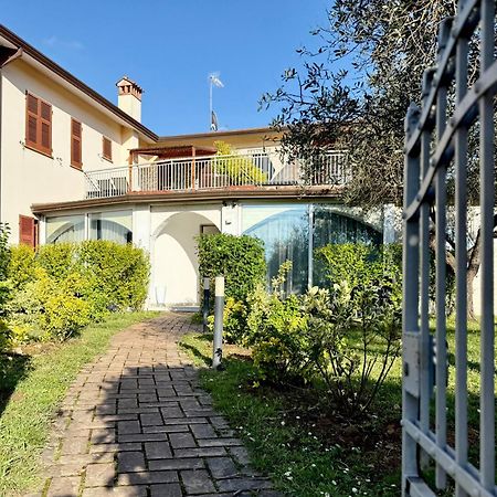 Abitatt Aparthotel Fosdinovo Bagian luar foto