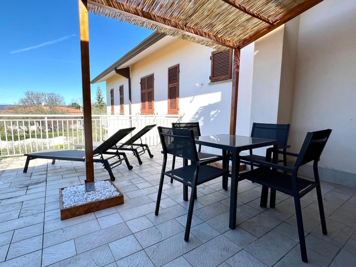 Abitatt Aparthotel Fosdinovo Bagian luar foto