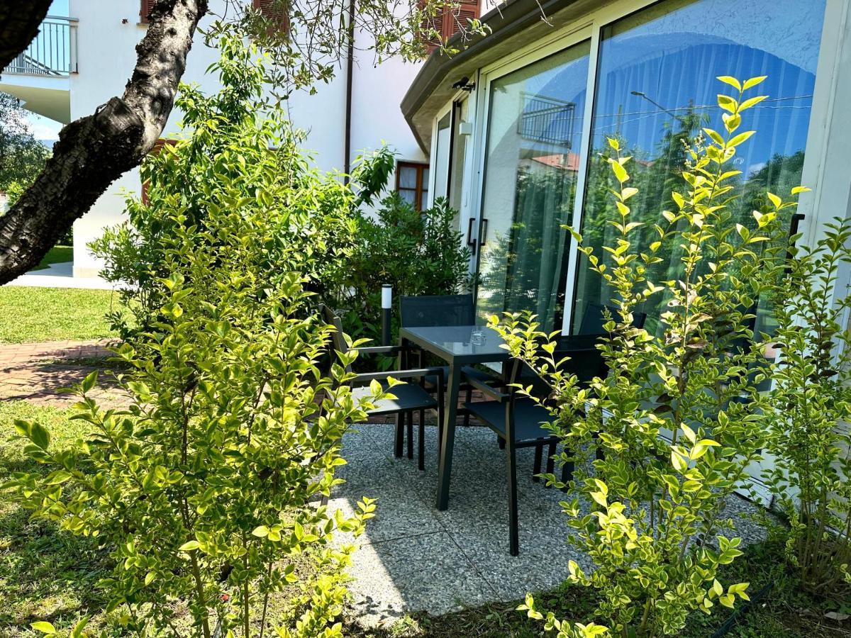 Abitatt Aparthotel Fosdinovo Bagian luar foto